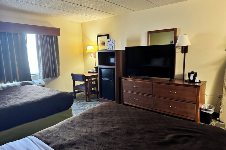 AmericInn by Wyndham Kewanee
