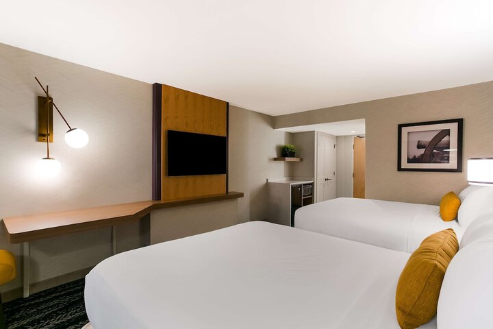 Room 18 of 45