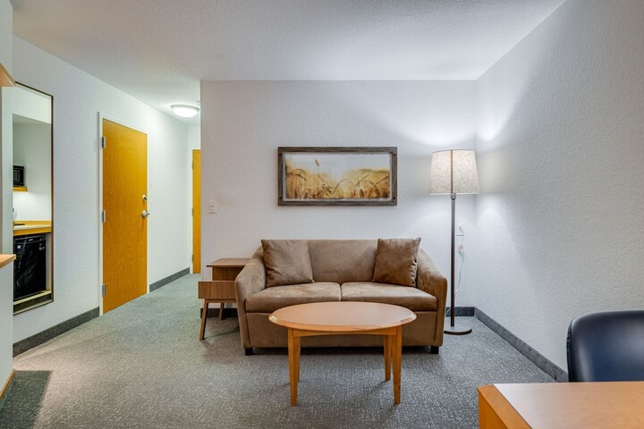 Room 42 of 68