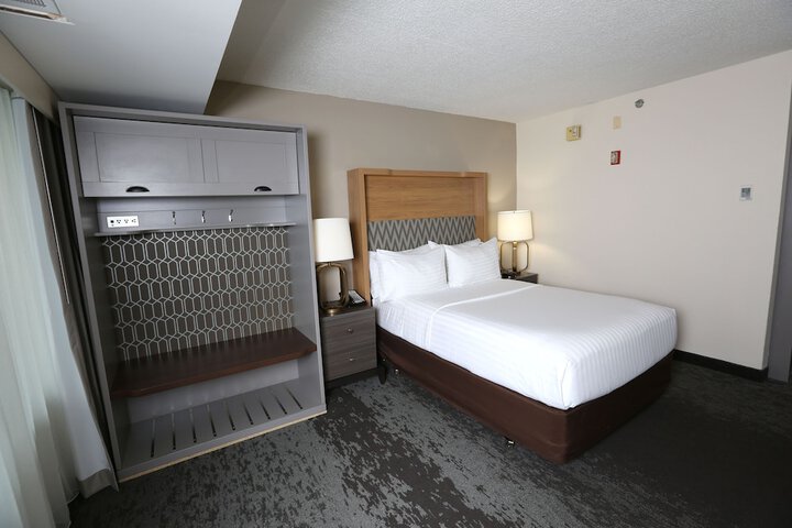 Room 15 of 63