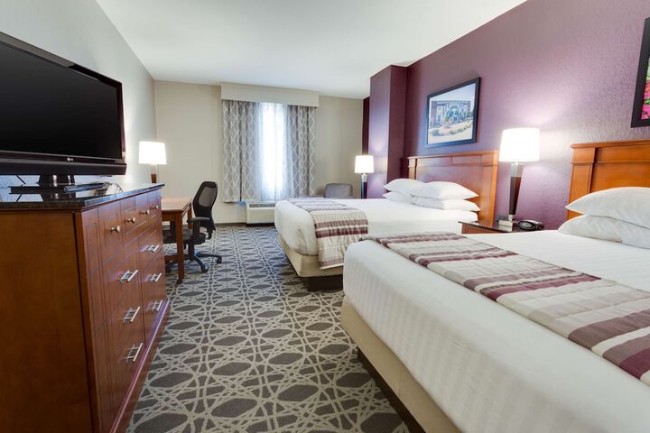 Room 8 of 39