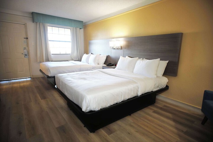 Room 42 of 48