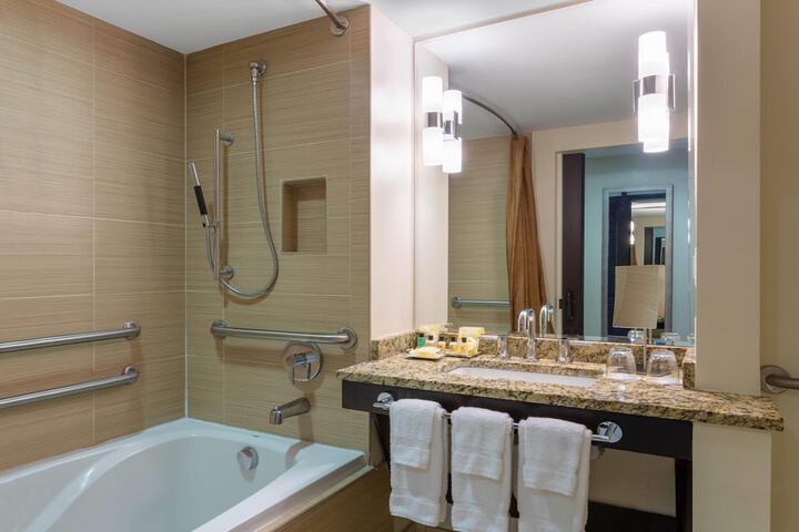 Wyndham Deerfield Beach Resort