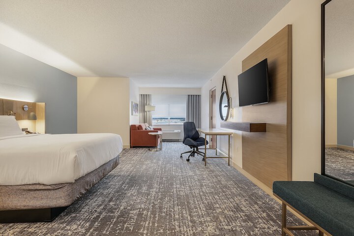Room 46 of 83