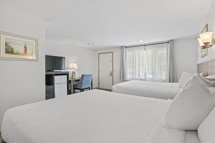 Room 33 of 55
