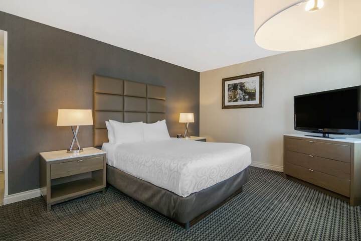 Room 43 of 72