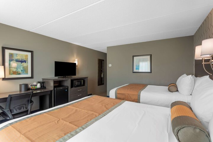 Room 34 of 44