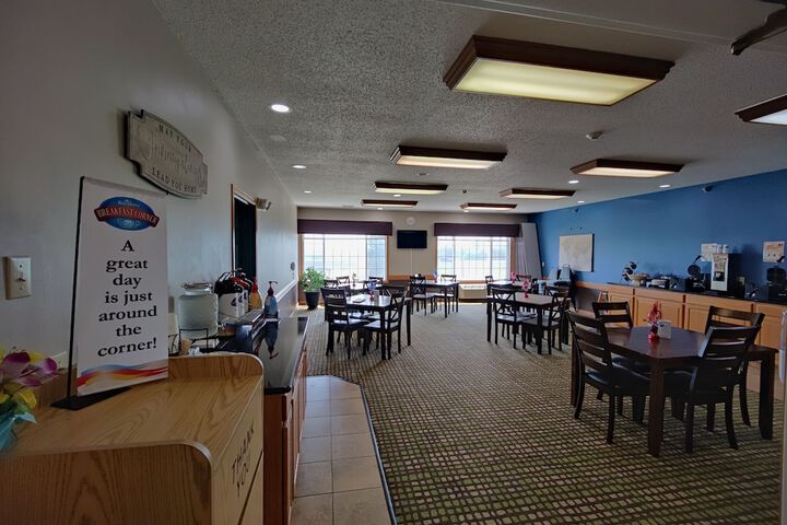 Baymont by Wyndham Albany MN