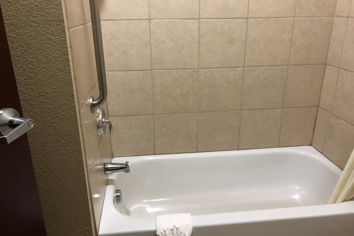Room 7 of 23