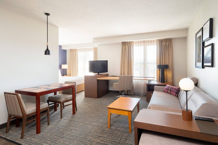 Room 16 of 27