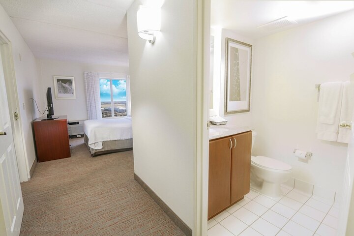 Room 17 of 45