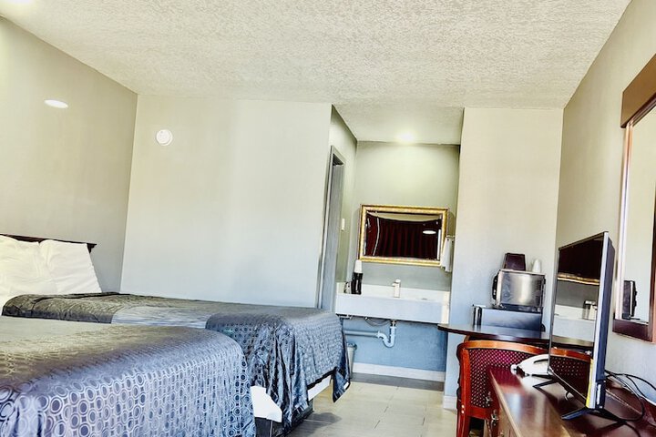 Room 19 of 21