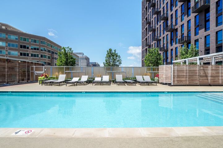 Global Luxury Suites at Reston Town Center
