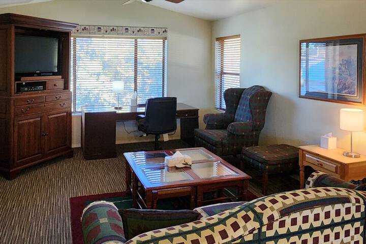 Majestic Mountain Inn