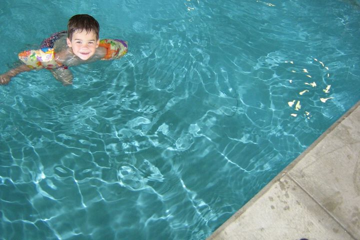 Pool 4 of 49