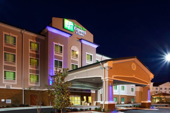 Holiday Inn Express & Suites Valdosta West - Mall Area by IHG