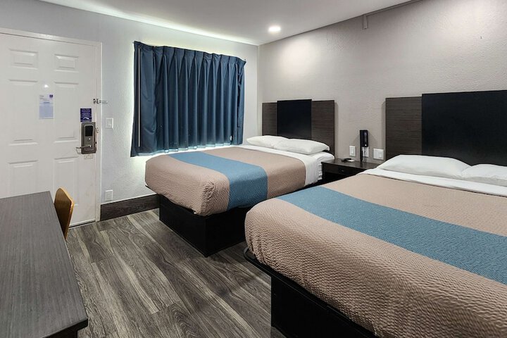 Room 26 of 31