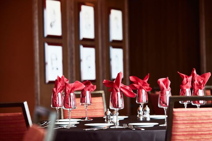 The Scarlet Lincoln, a Tribute Portfolio Hotel