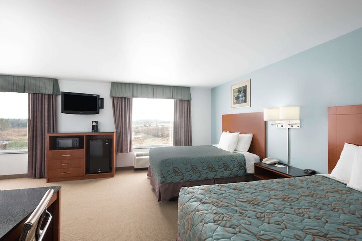 Room 7 of 16