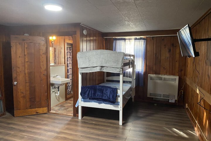 Room 10 of 25