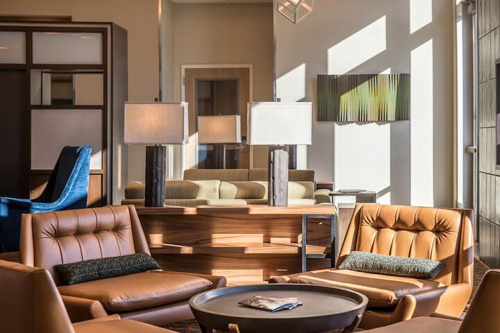 Hotel 2 of 61