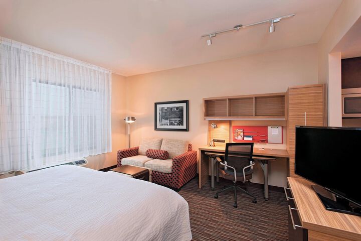 Room 14 of 26