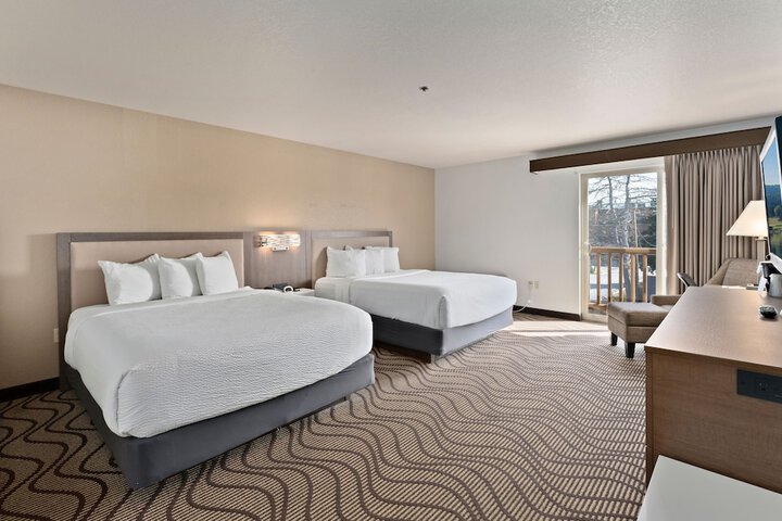 Sandpoint Hotel & Suites Downtown