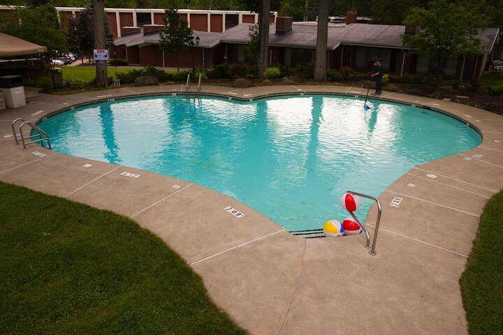 Pool 2 of 51