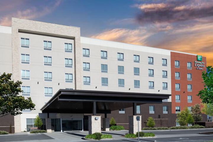 Hotel 4 of 67