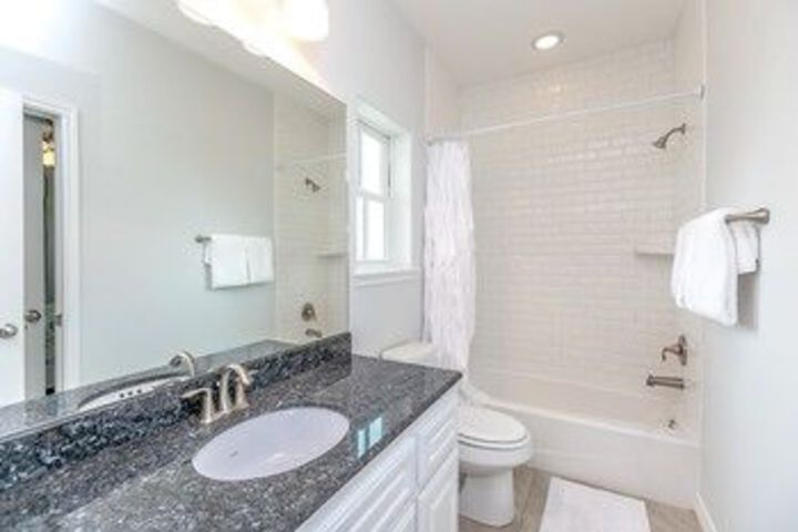 5BR 4 5BA Newly Built Luxury Beach House by RedAwning