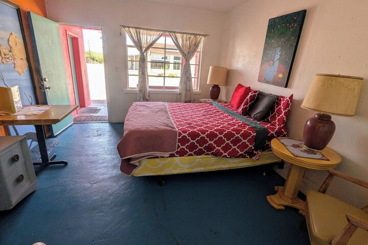 Room 117 of 286