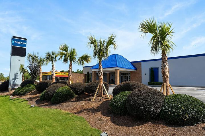 Clarion Greenville Airport Inn