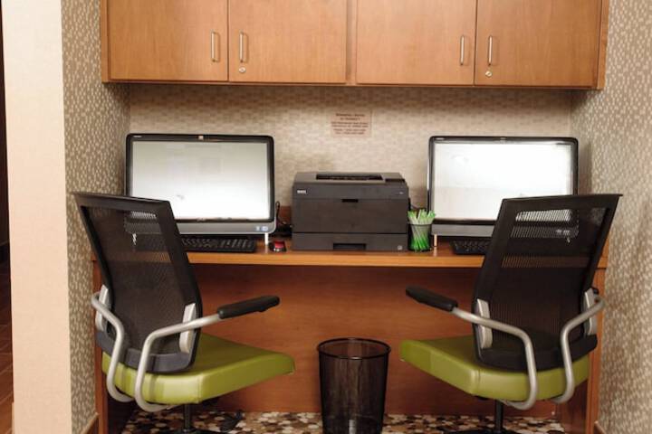 SpringHill Suites Huntsville West / Research Park