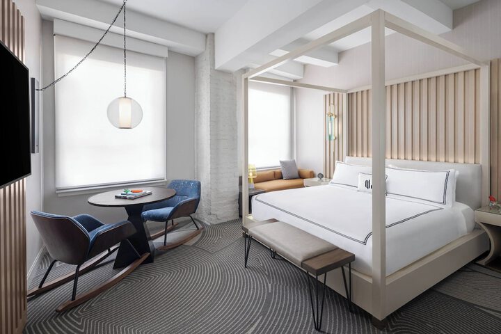 Glass Light Hotel & Gallery Autograph Collection