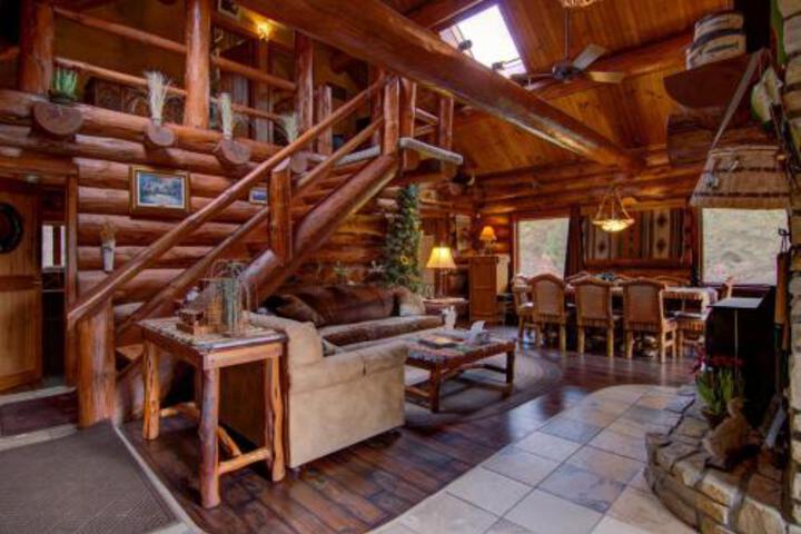 The Lodge at Red Pine Ridge