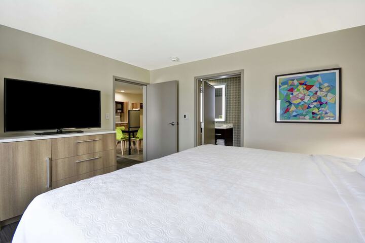 Room 30 of 50