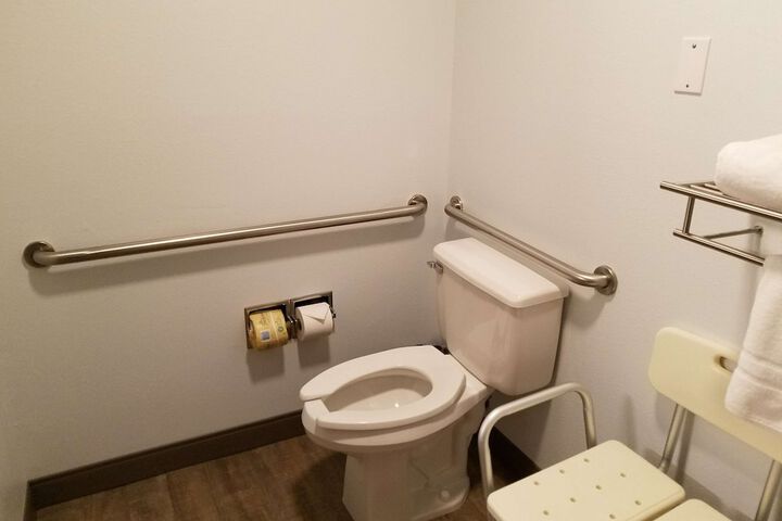 Room 15 of 27