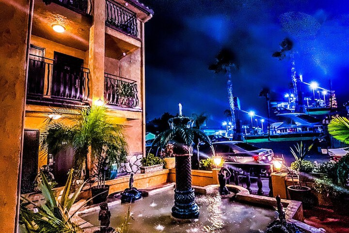 Hotel 4 of 55