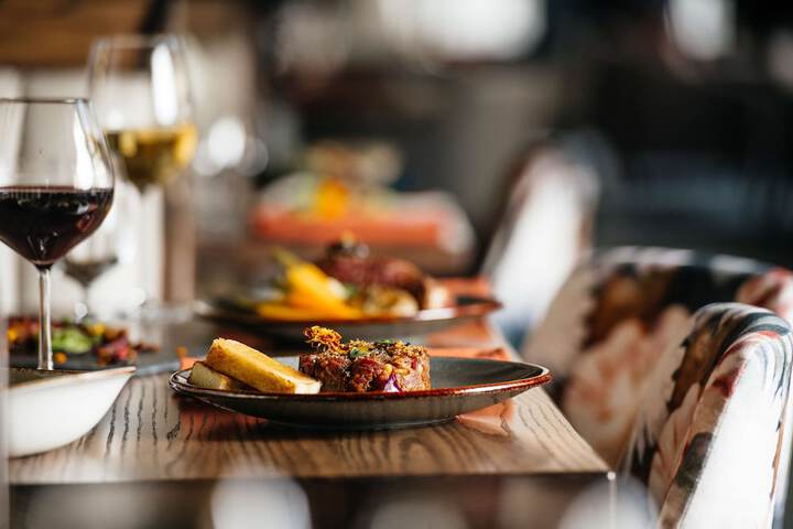 Dining 54 of 71