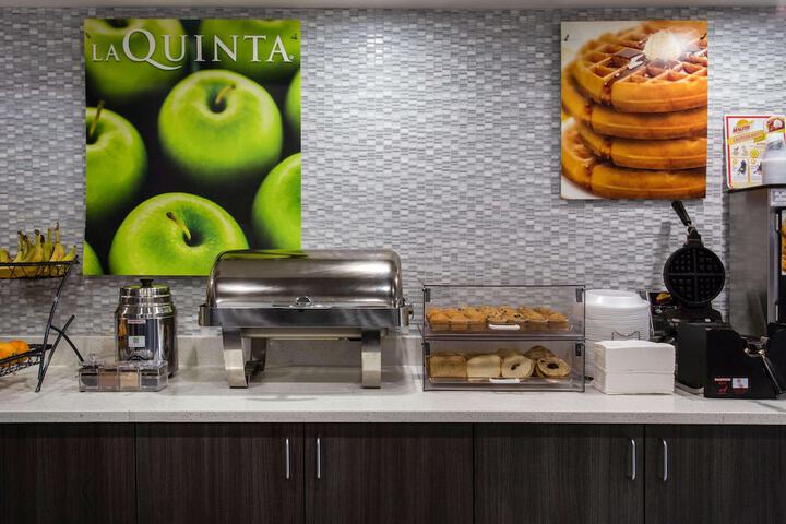 La Quinta Inn & Suites by Wyndham Effingham