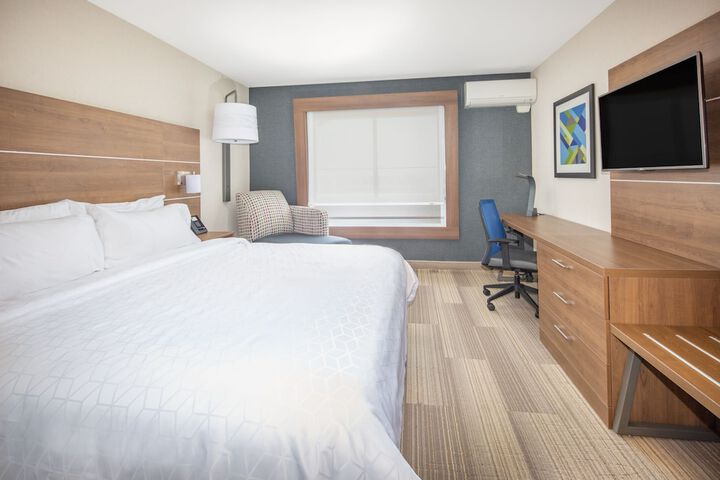 Room 28 of 42