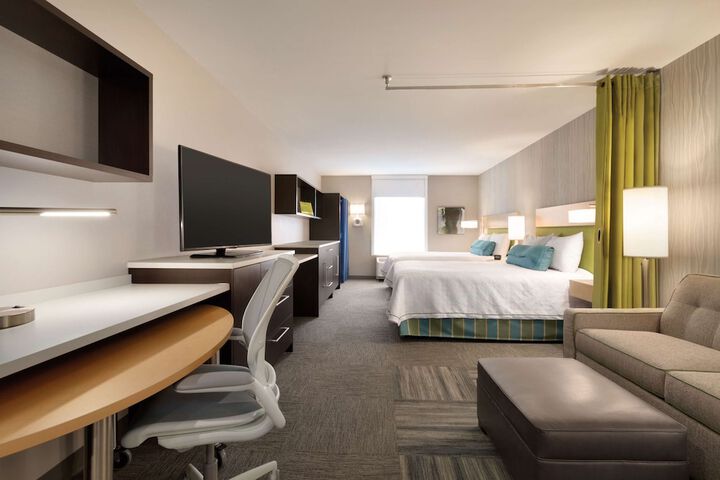Room 12 of 26