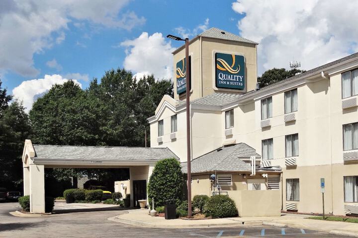 Hotel 4 of 28