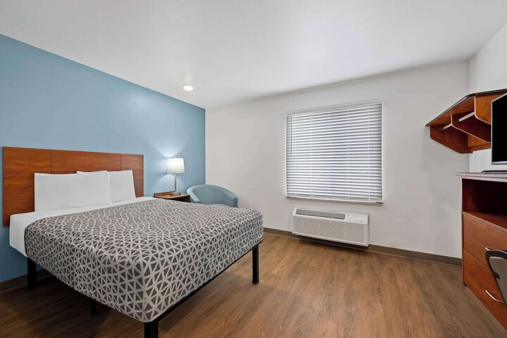 Room 17 of 31