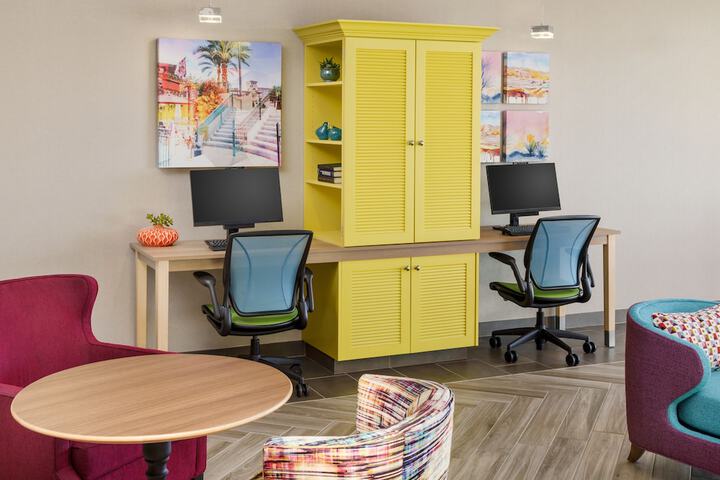 Business Center 64 of 65