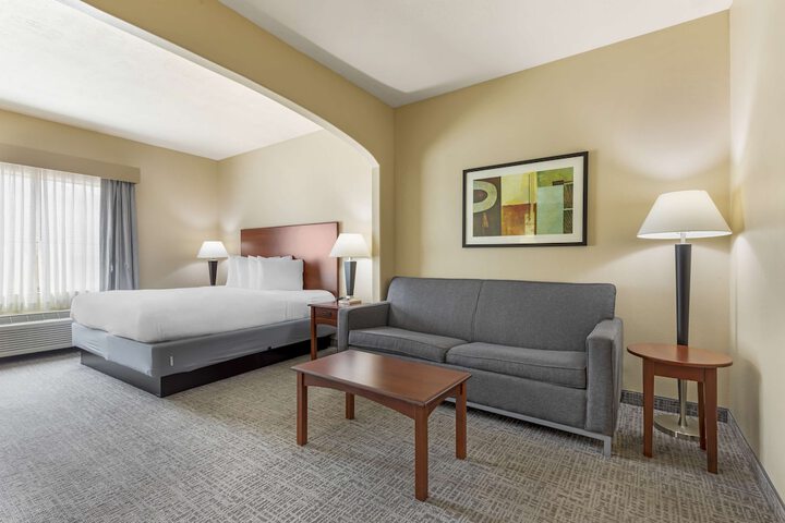 Room 15 of 29