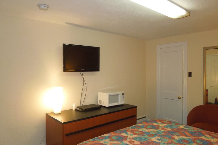 Room 7 of 49