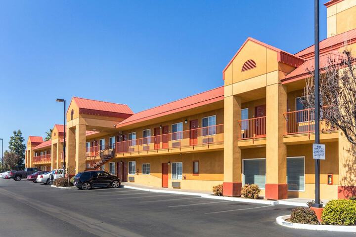 Quality Inn Fresno Near University