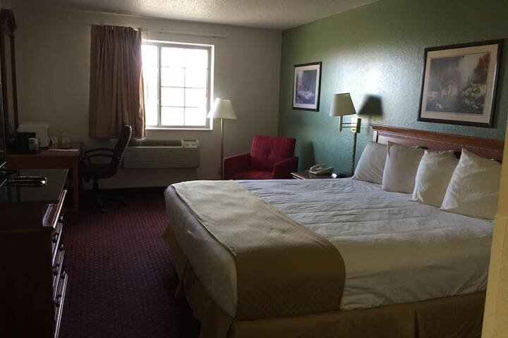 Room 23 of 27