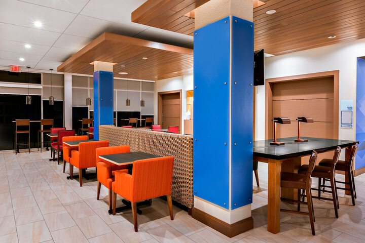 Holiday Inn Express & Suites Prosser - Yakima Valley Wine by IHG